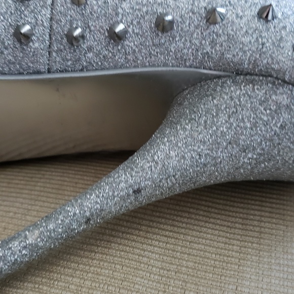 Spiked heels - Picture 3 of 6